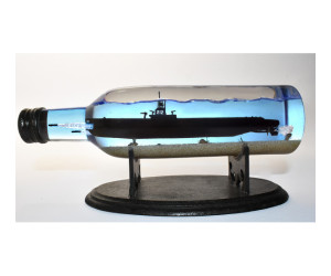 SUBMARINE IN A BOTTLE